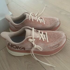 Hoka clifton